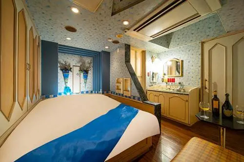 Namba Little Chapel