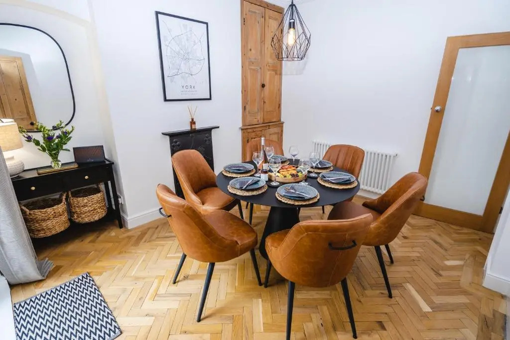 Best Stays York - Bishy Road Abode