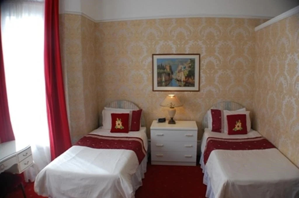 Ivydene Guest House