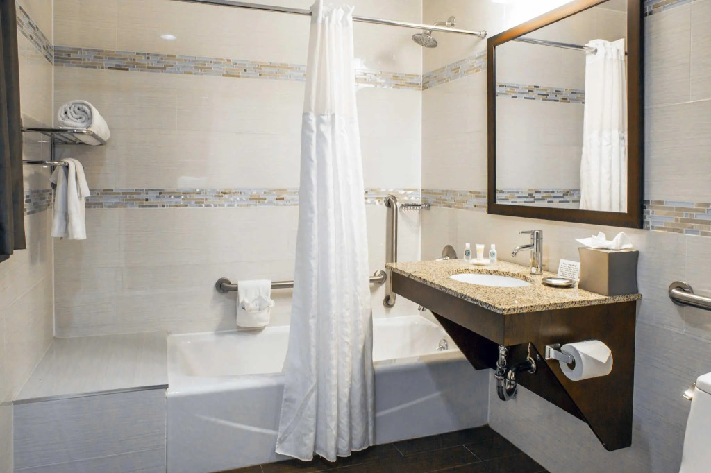 Madison LES Hotel