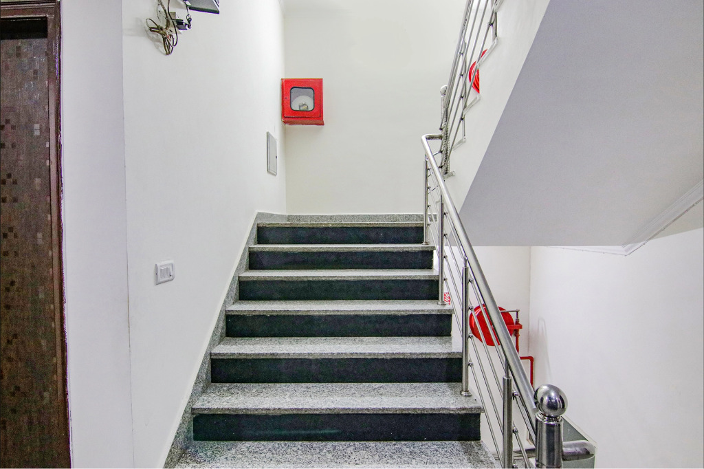 FabHotel Airport Avalon - Nr IGI Airport New Delhi