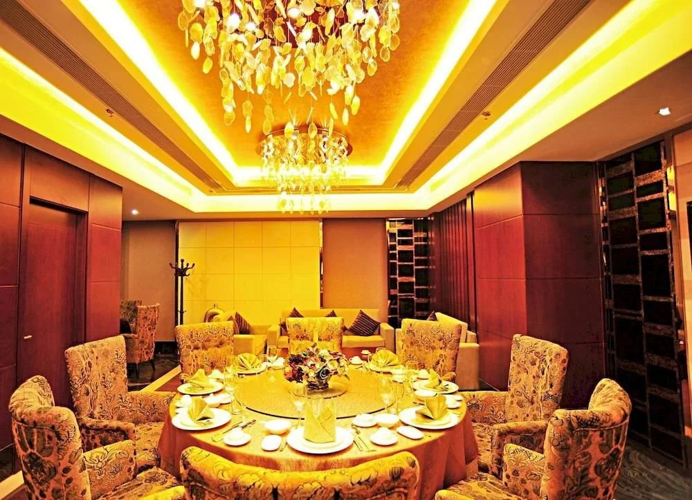 Dingyi Hotel