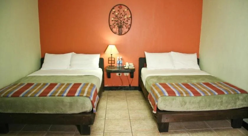 Hostal Plaza Antigua