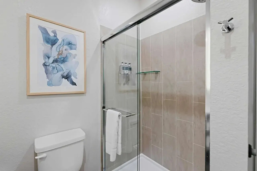 WaterWalk Extended Stay by Wyndham Jacksonville Deerwood Pk