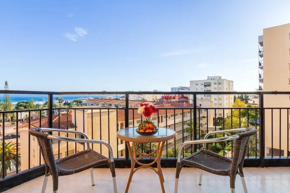 Villa with private heated Pool by the beach & port - Benalmadena by REMS