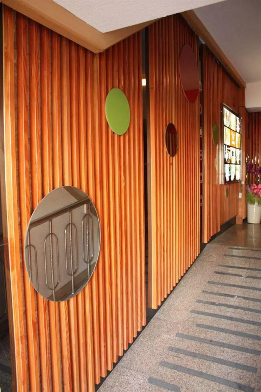W Motel