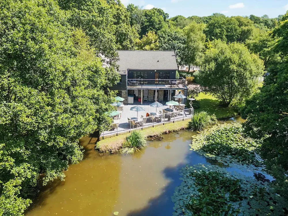 3 Lake View