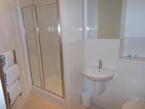 Empire Serviced Apartments
