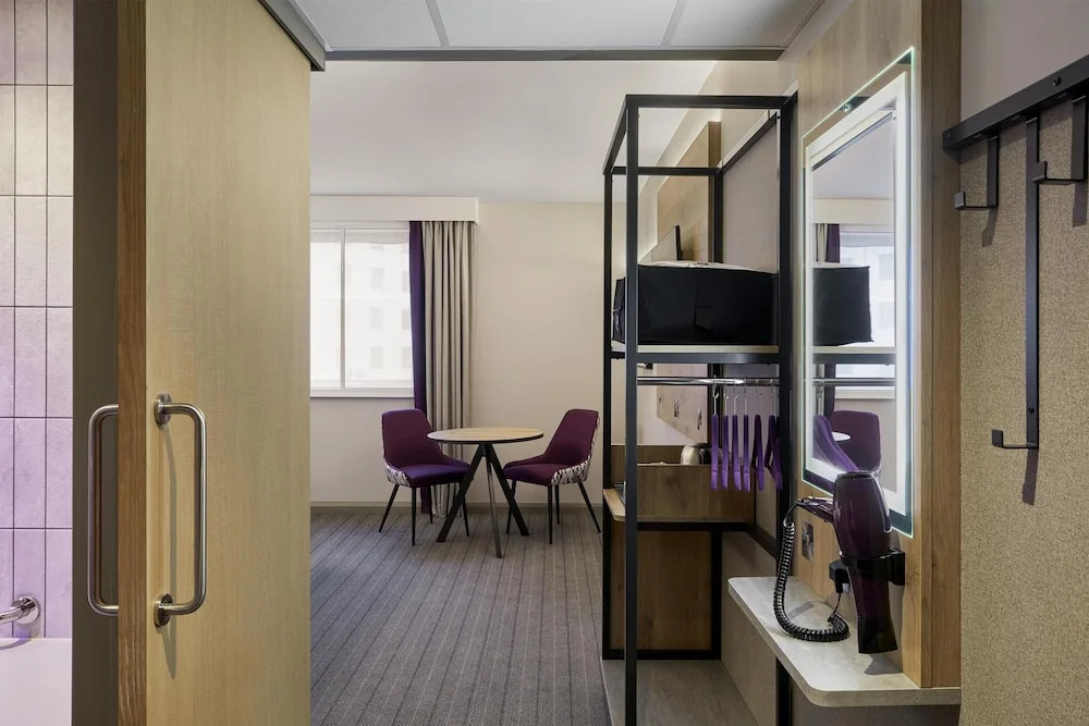 Premier Inn Cardiff Cc Queen Street
