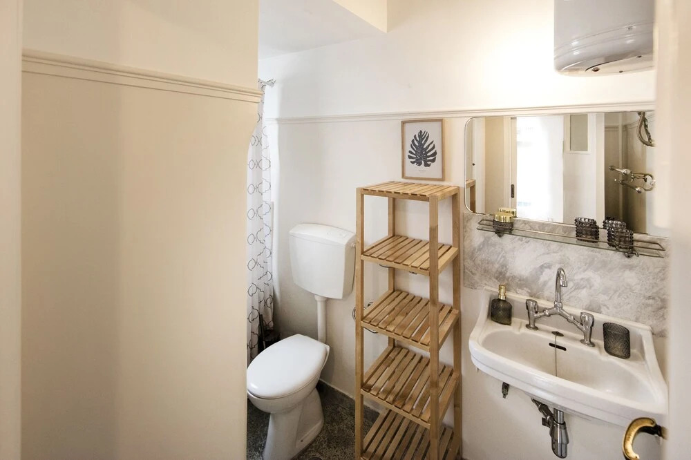 Comfy Apt In City Center