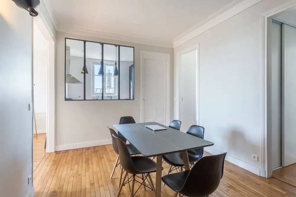 Designer Apartment - Eiffel Tower View!