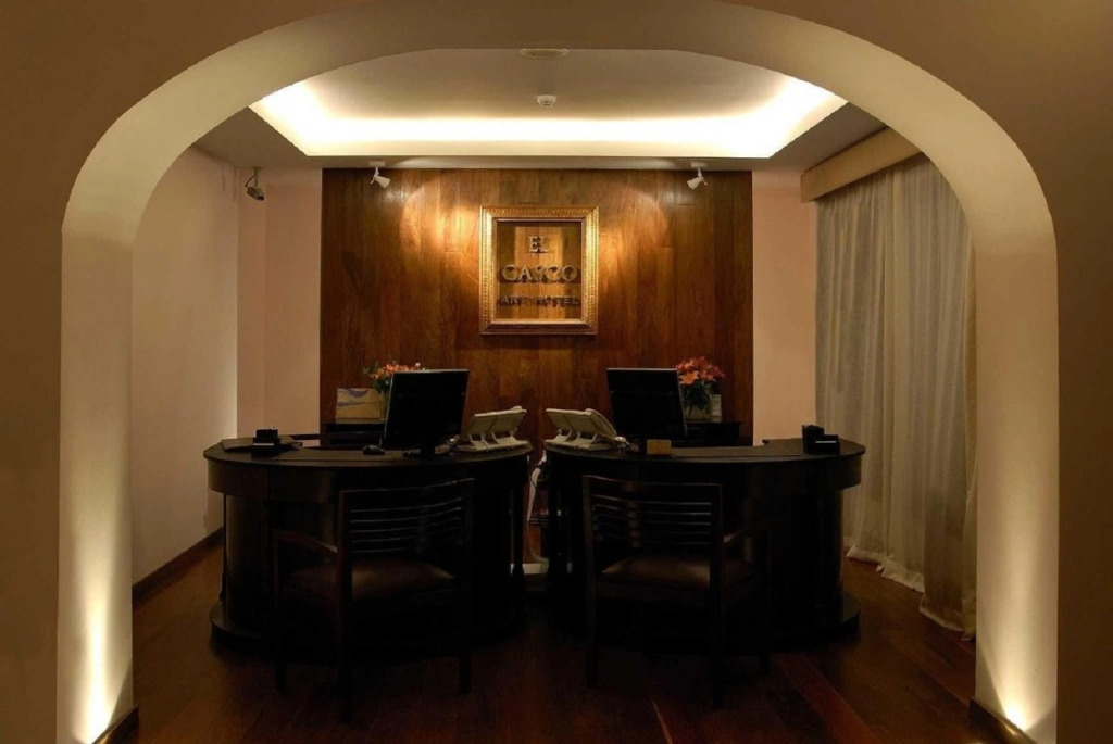 El Casco Art Hotel