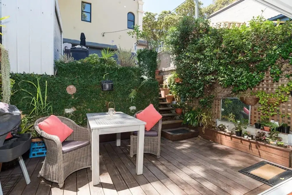 Bright Home in Trendy Newtown Close to the Park