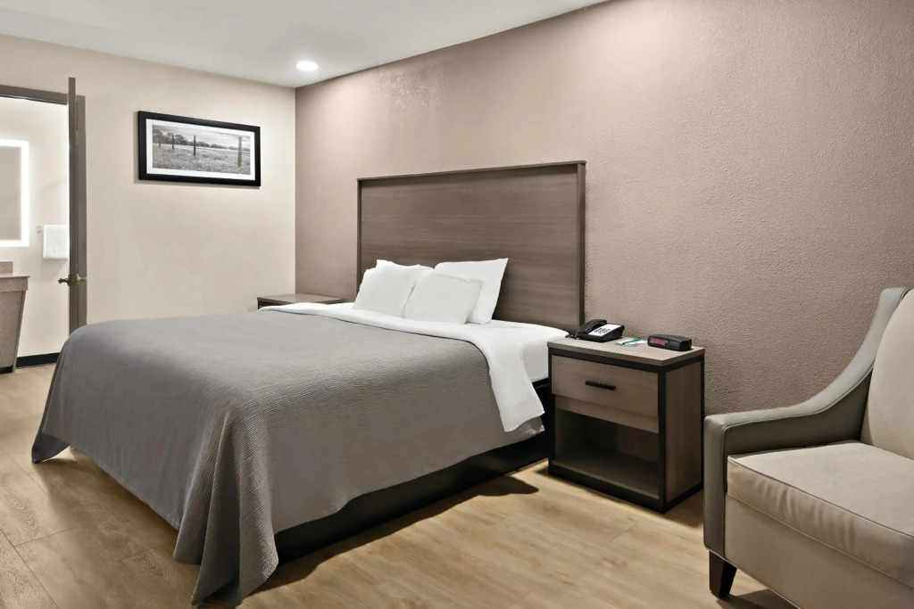 Quality Inn & Suites Weatherford