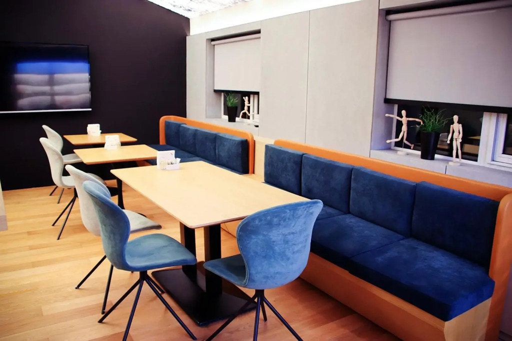 Hutong Crossroads Inn--Xinghaiqi Holiday Hotel
