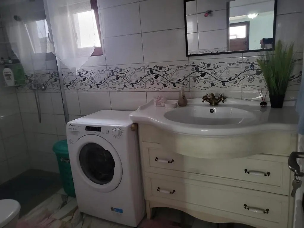 Apartament cu terasa si gratar