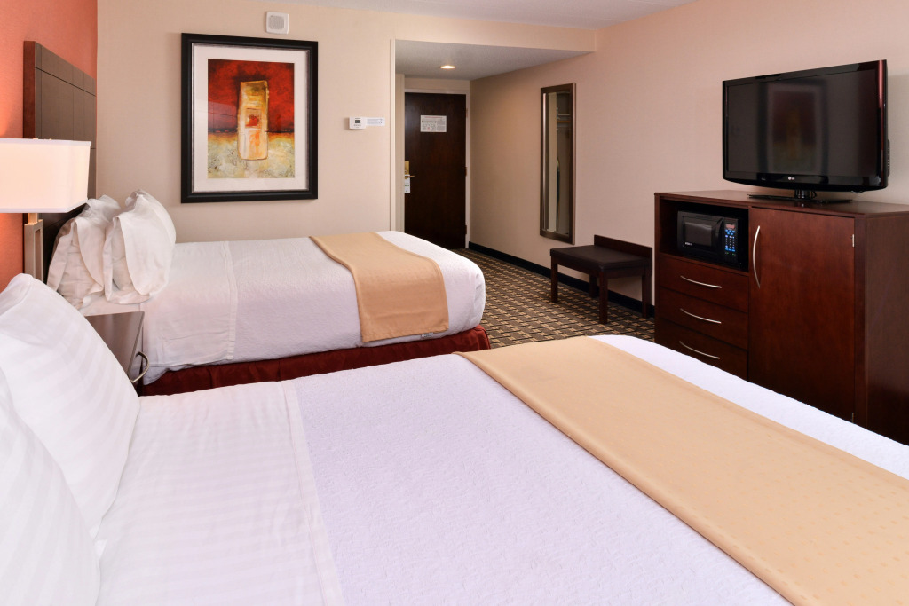 Holiday Inn New London by IHG