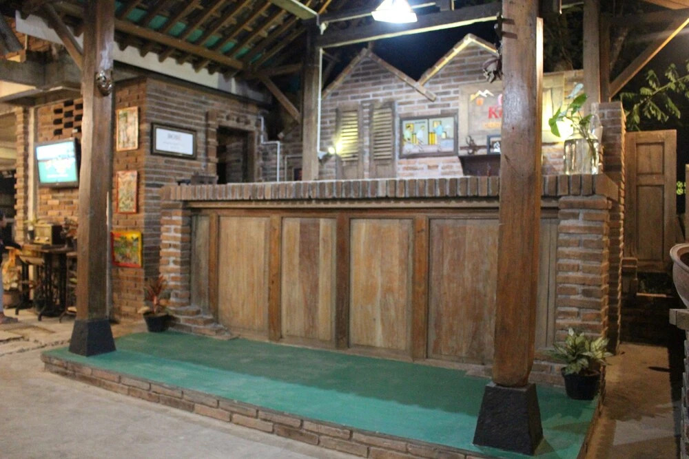 Omah Kulon Cabins and Pool