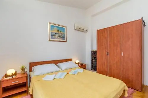 Apartments Majnaric