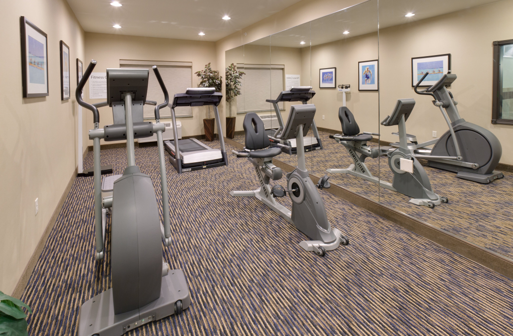 Holiday Inn Express & Suites - Omaha I - 80 by IHG