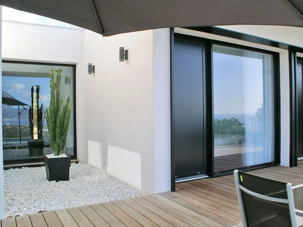Sunset Villa with Bay View