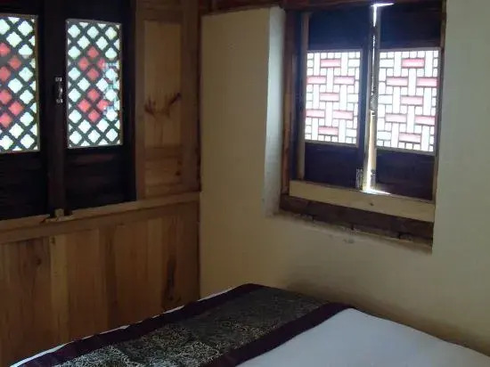 Shaxi Guzongma Hostel