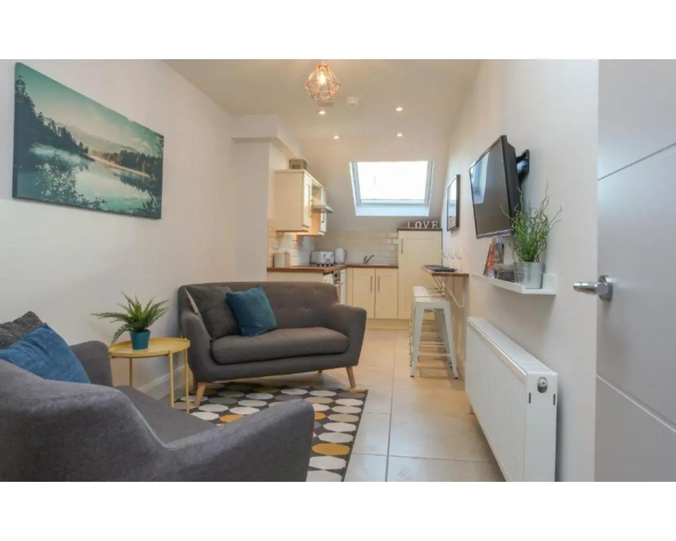 Central Belfast Apartments: 7 Camden Street