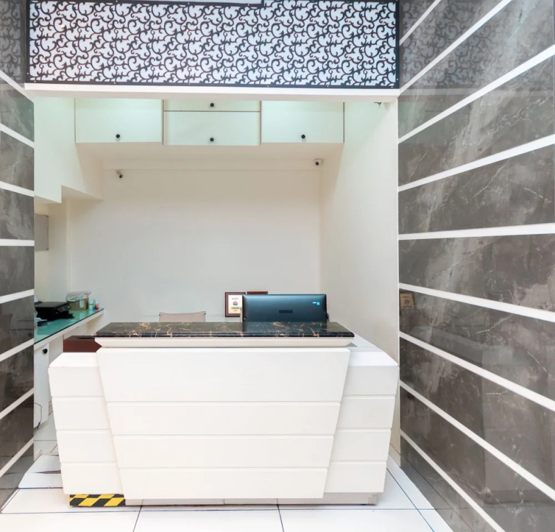 Hotel Laaiba Residency