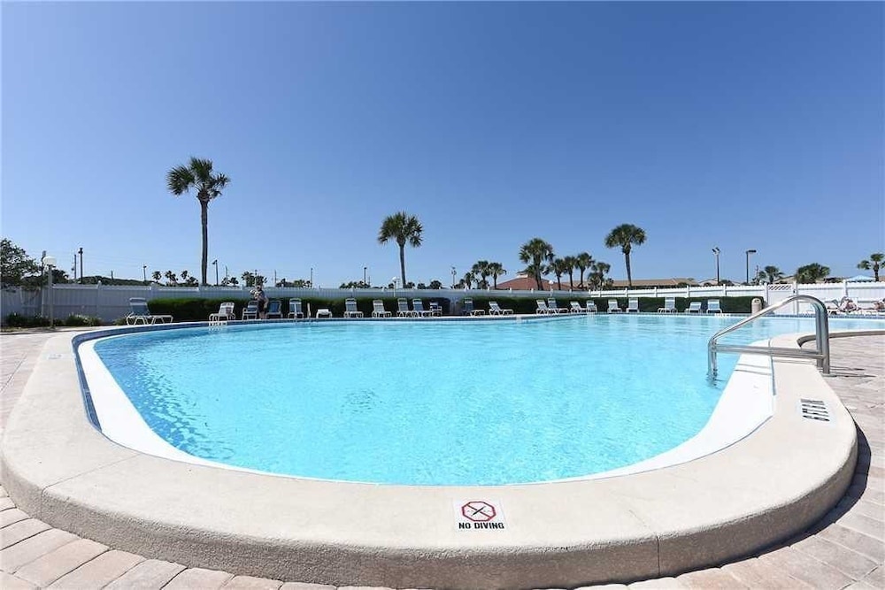 Ocean & Racquet 2303 - Two Bedroom Condo