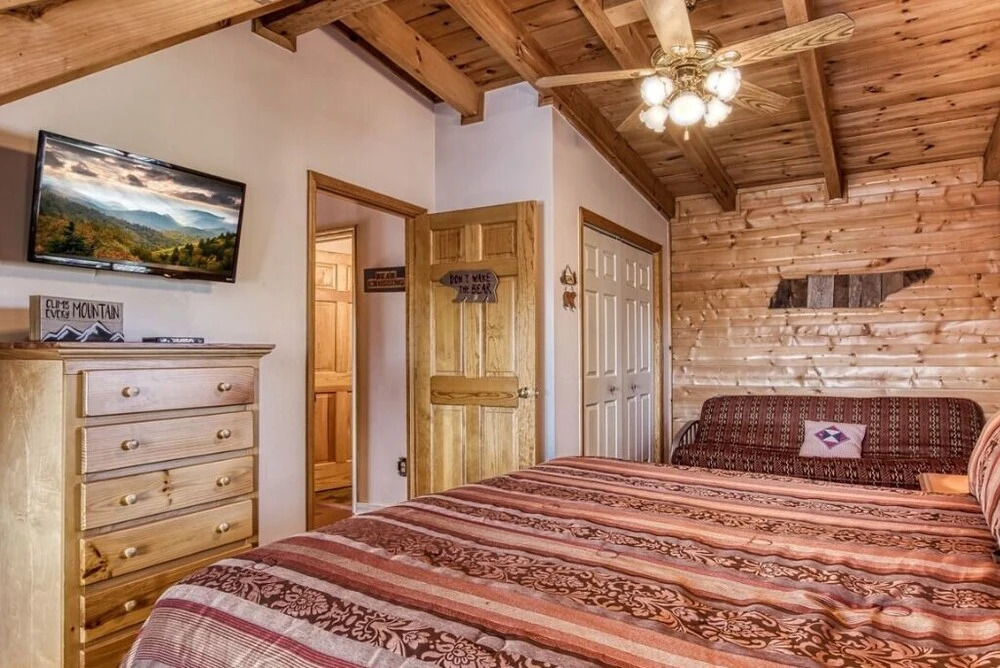 A Place In Time 2 Bedroom Cabin by RedAwning