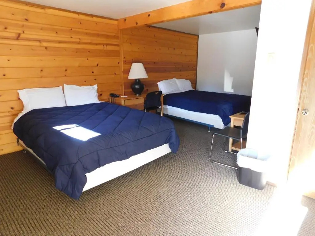 Packwood Inn