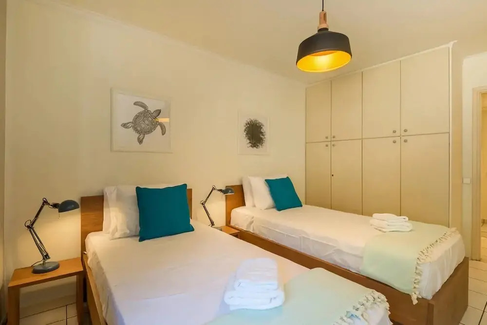Spacious apartment in Philopappou A7