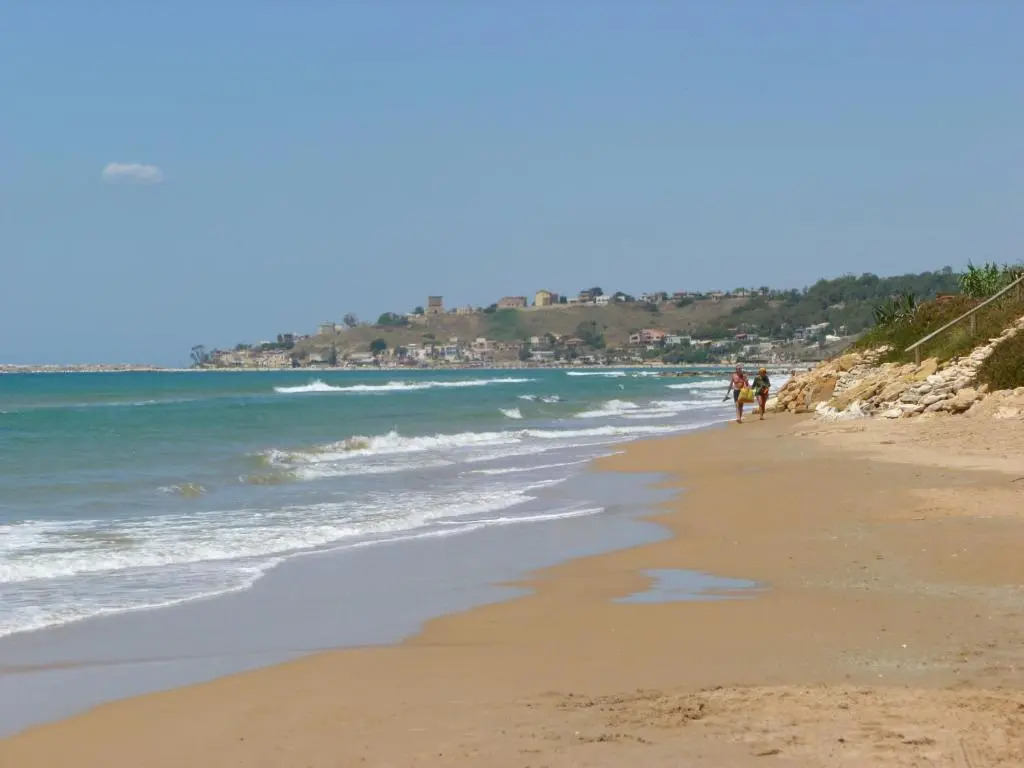 Villa Fiori Beach