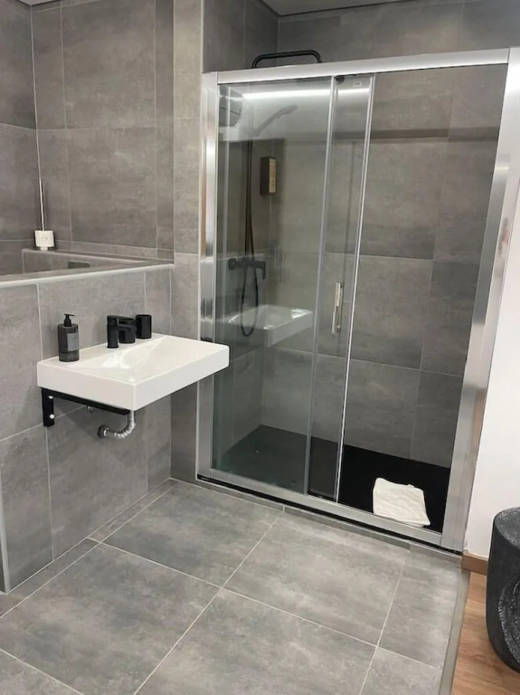Pontinha Exclusive House