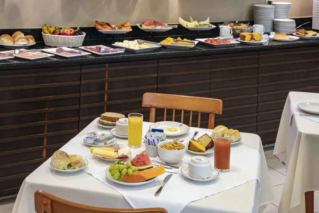 Regency Park Hotel