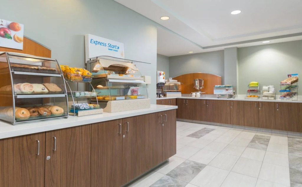Holiday Inn Express Hotel & Suites Eugene Downtown - University by IHG