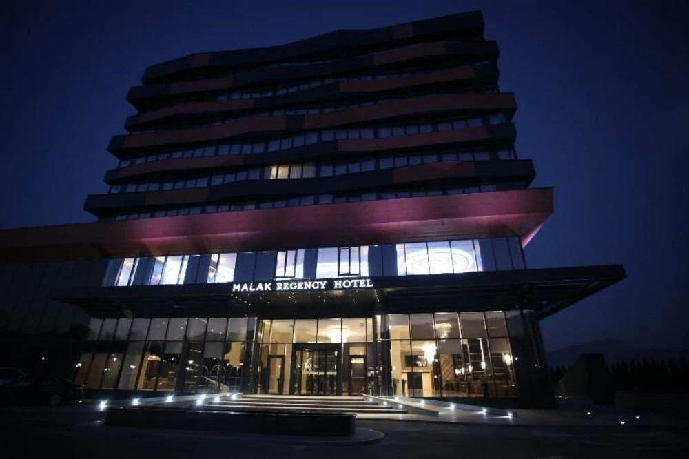 Malak Apartments