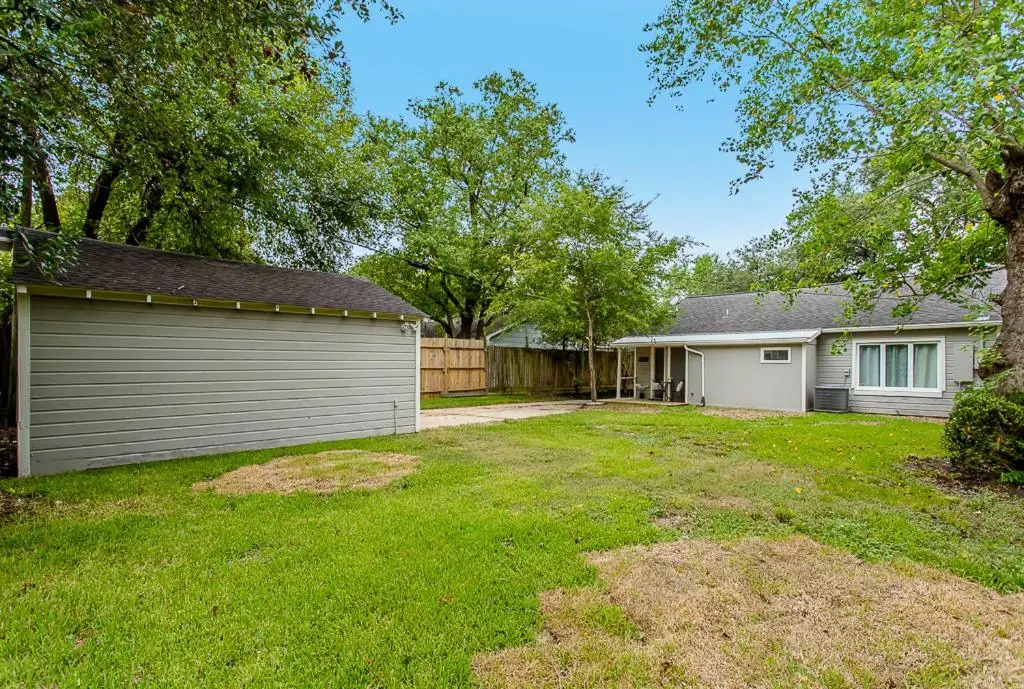 The Blue Door Bungalow - Luxury Home Downtown Houston