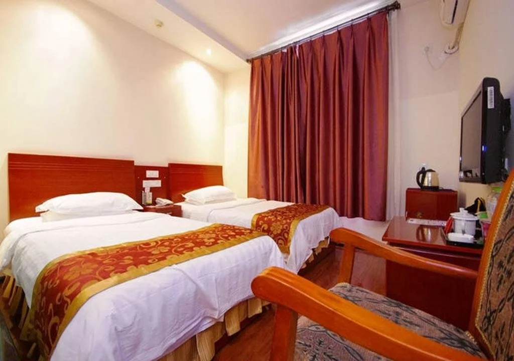 Long Teng Business Hotel