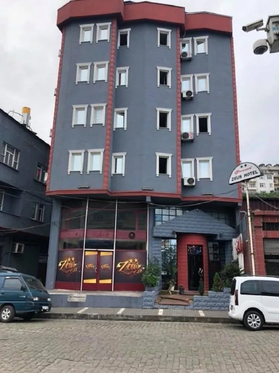 Grand Zeus Hotel