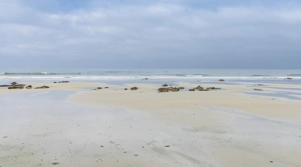 House With 3 Bedrooms in Plozévet, With Wonderful sea View, Enclosed Garden and Wifi - 20 m From the Beach
