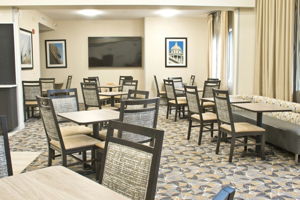 Hampton Inn & Suites Denver-Speer Boulevard