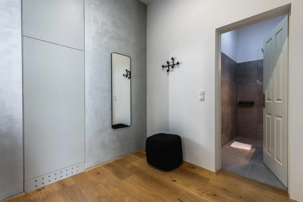 Classy and elegant Apartments: Dwell Bell