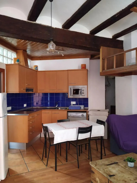 Bonito apartamento con encanto en casco antiguo RON 7