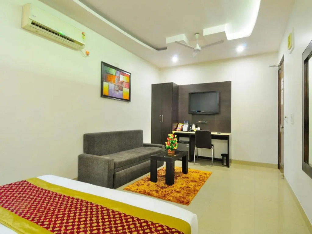 Hotel Sky Rich International