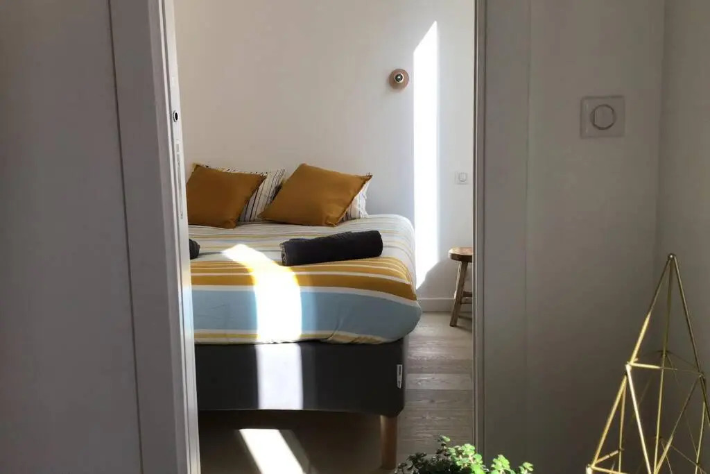 Appartement 2 chambres refait à neuf, climatisé, à 2 min de la mer