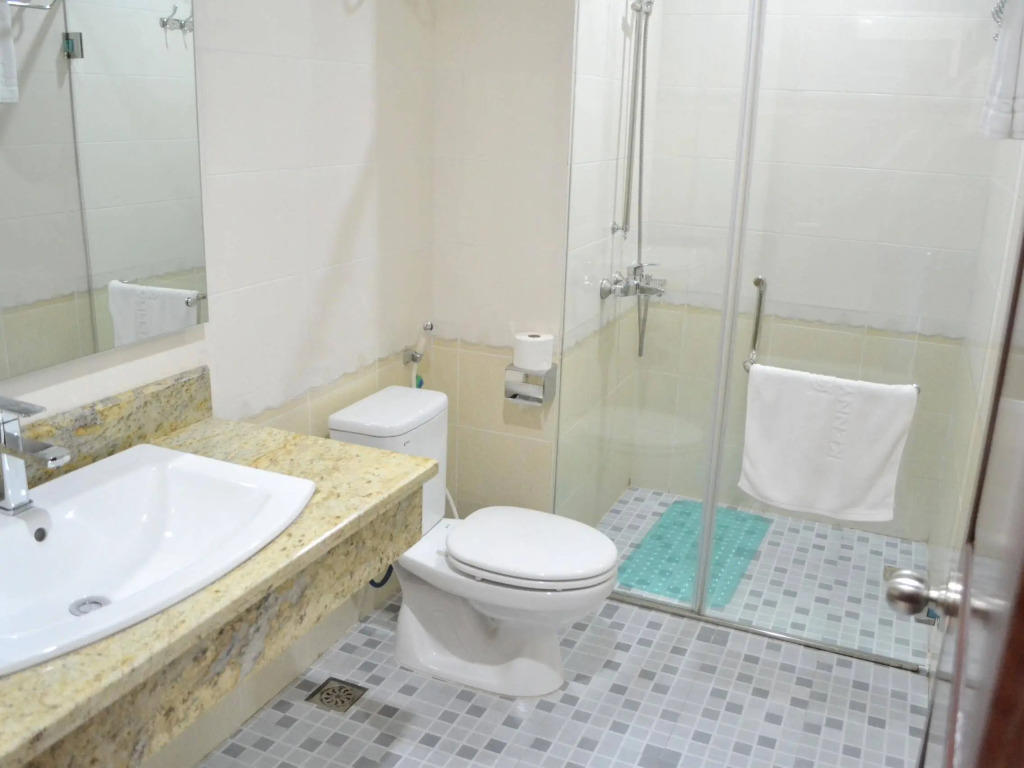 Kenny Hotel Ha Long