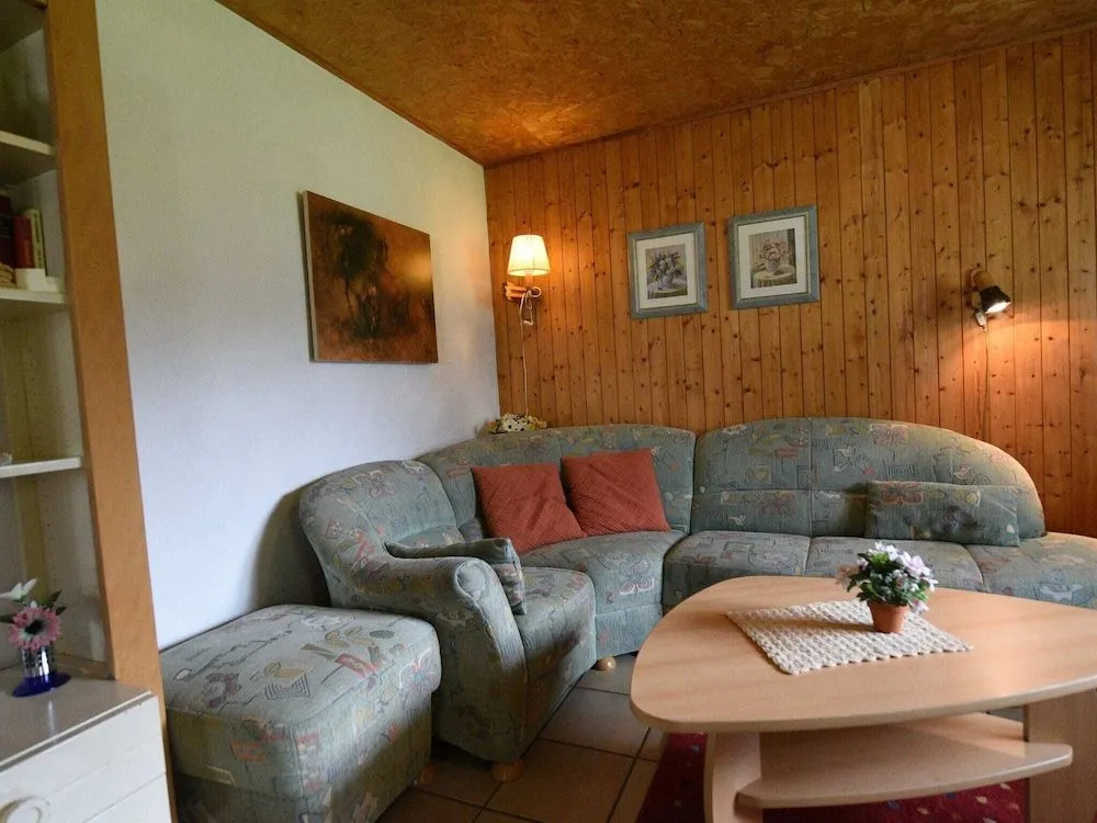 Chalet Aaekirsannaa South-Facing Free-standing Chalet