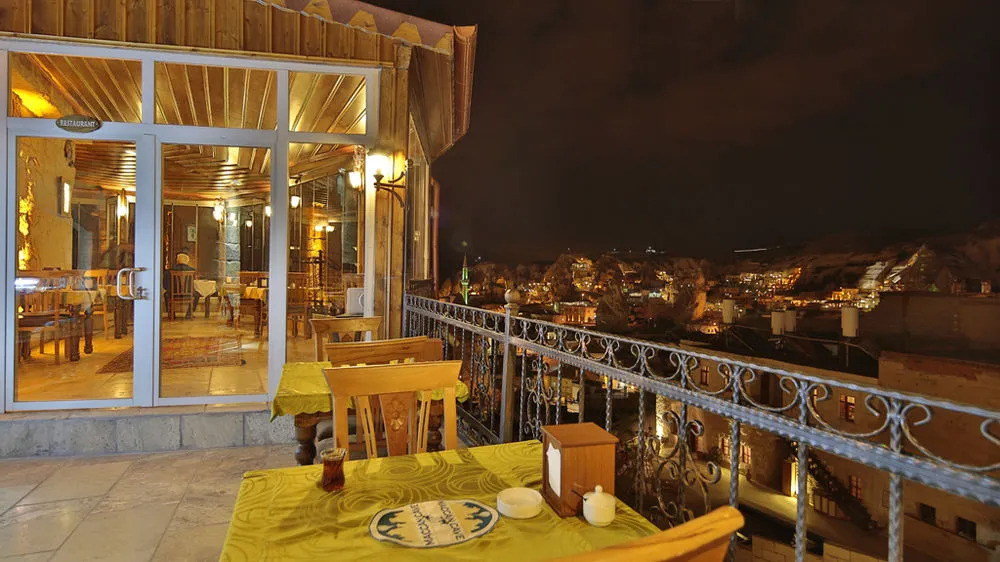 Maccan Cave Hotel