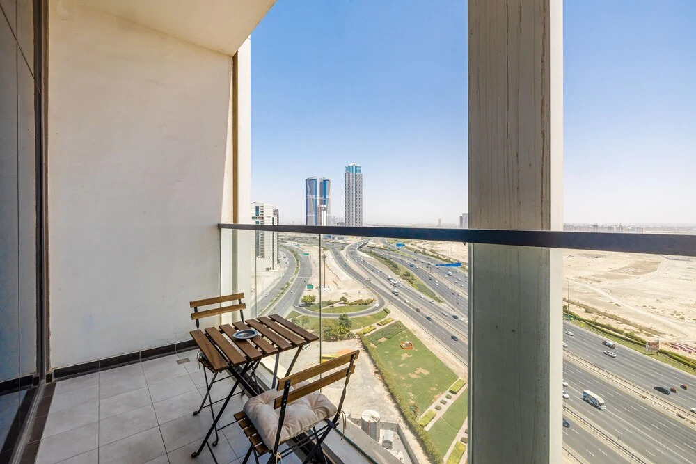 Bayz by Danube - Elegant Studio